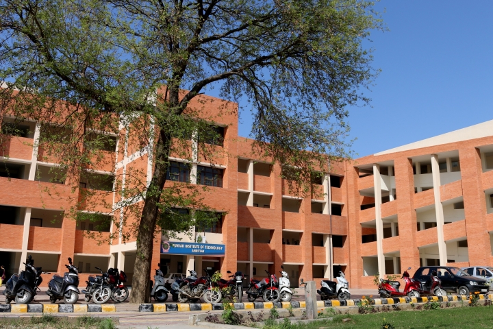 https://cache.careers360.mobi/media/colleges/social-media/media-gallery/17618/2019/1/4/Campus View of IK Gujral Punjab Technical University Campus Amritsar_Campus-View.jpg